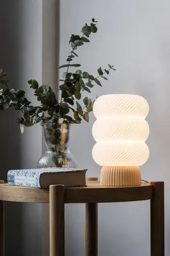 Lámpara de mesa Mallow Glow Beige/Blanco SLVJE, ideal como velador o lámpara de escritorio
