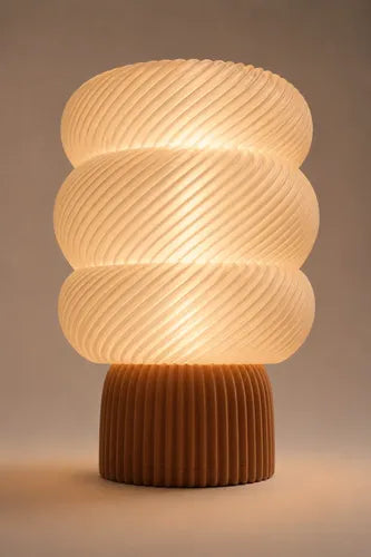 Lámpara de mesa Mallow Glow Chocolate/Beige SLVJE, ideal como velador o lámpara de escritorio