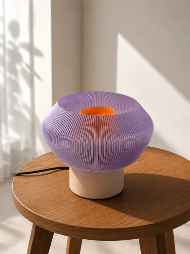 Lámpara de mesa Mist Beige/Violeta SLVJE, ideal para el velador del dormitorio o el escritorio
