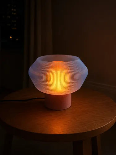Lámpara de mesa Mist Rosa Pálido/Celeste SLVJE, ideal para el velador del dormitorio o el escritorio
